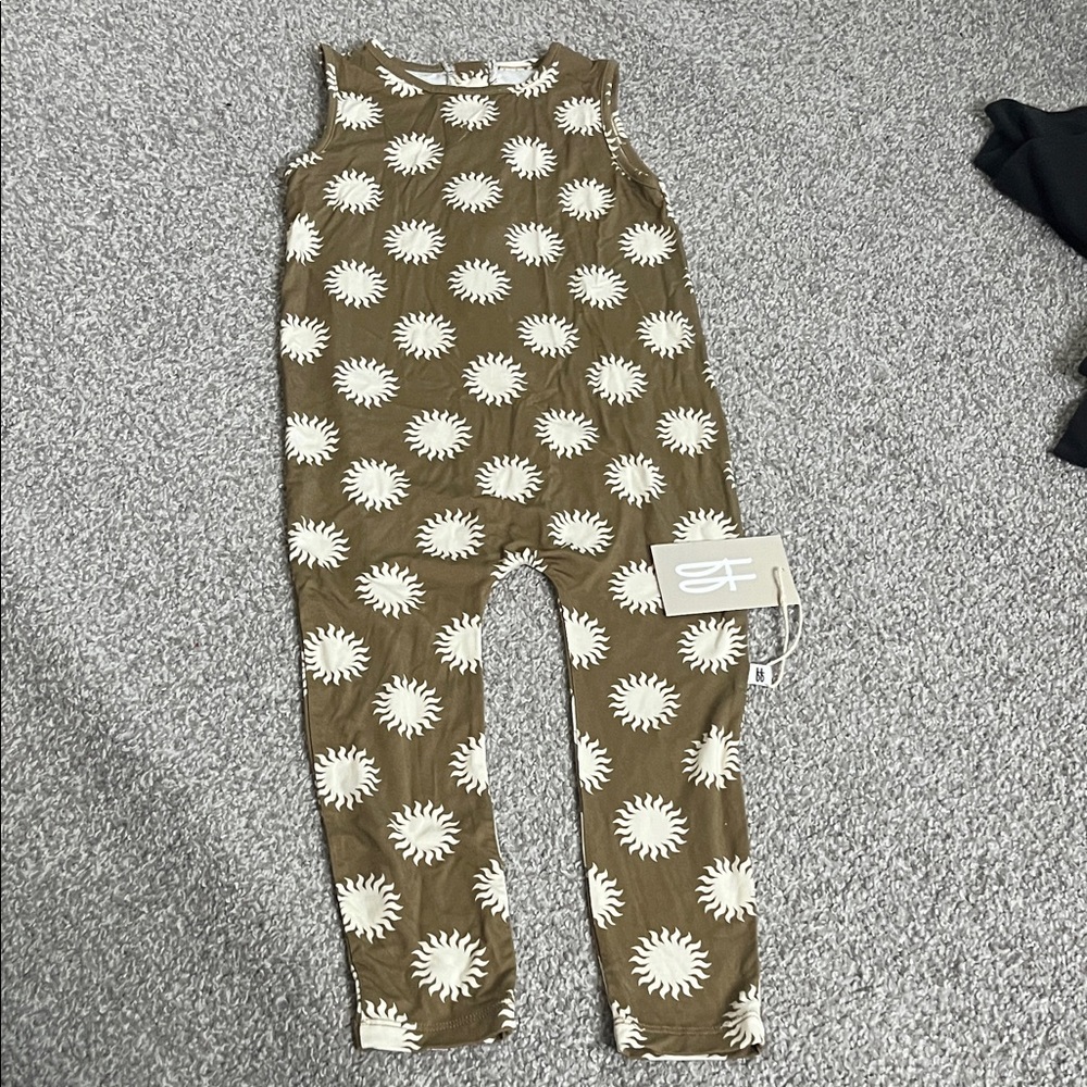 Kids Olive Sunburst One-Piece Bodysuit